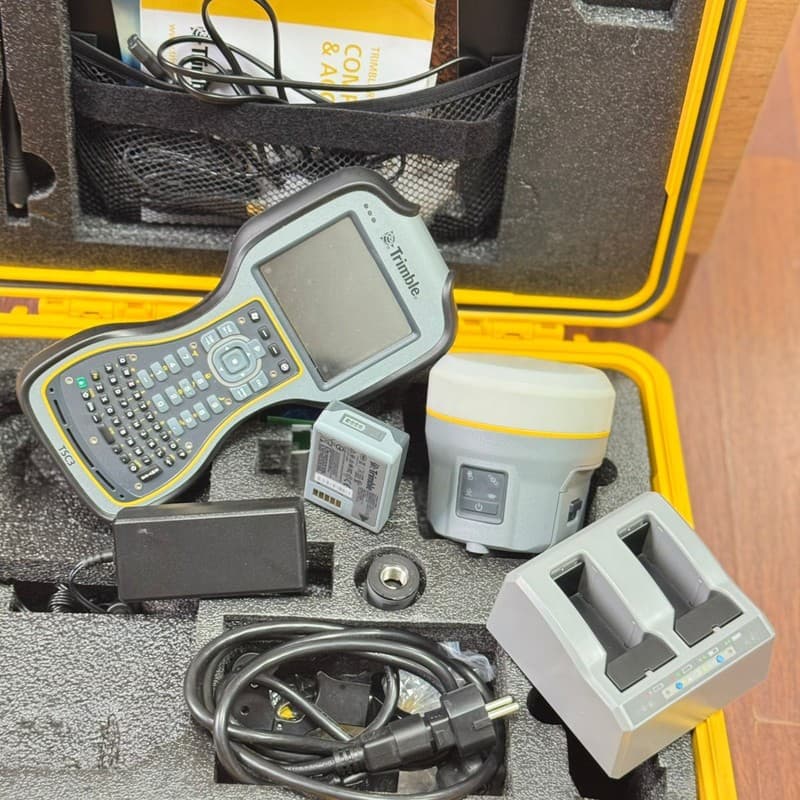 Trimble R10 LT, RTX, Radio 2w TX, GSM. контроллер TSC3 